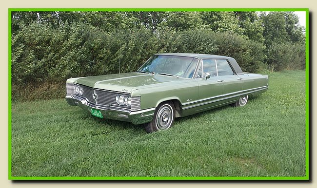 Roger Chapellaz -  1968 Chrysler Crown Imperial.jpg